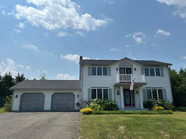 109 Dionne St, Madawaska, ME 04756