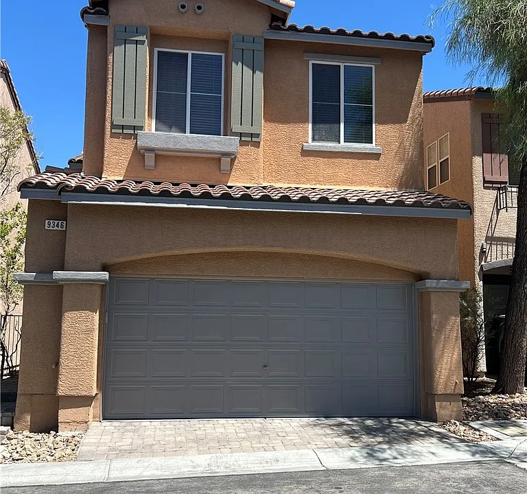 9346 Night Mesa St