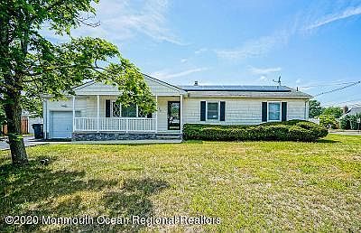 1st image of 270 Essex Dr