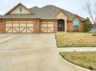 10813 NW 33rd Ter, Yukon, OK 73099
