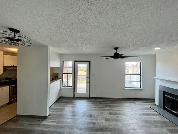 2nd image of 1742 Crest Point Dr Unit 1742