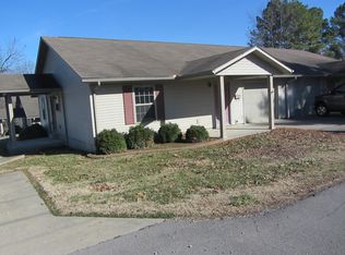 209 Ruth Ave, Scott City, MO 63780