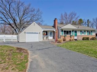 170 Ridgeview Cir, Ludlow, MA 01056