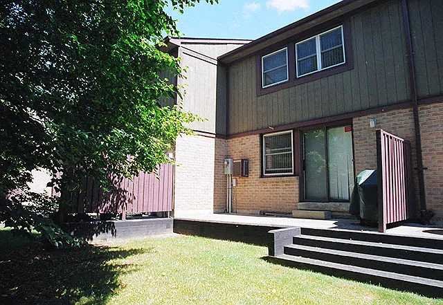 2625 Battleford Rd — Photo 10