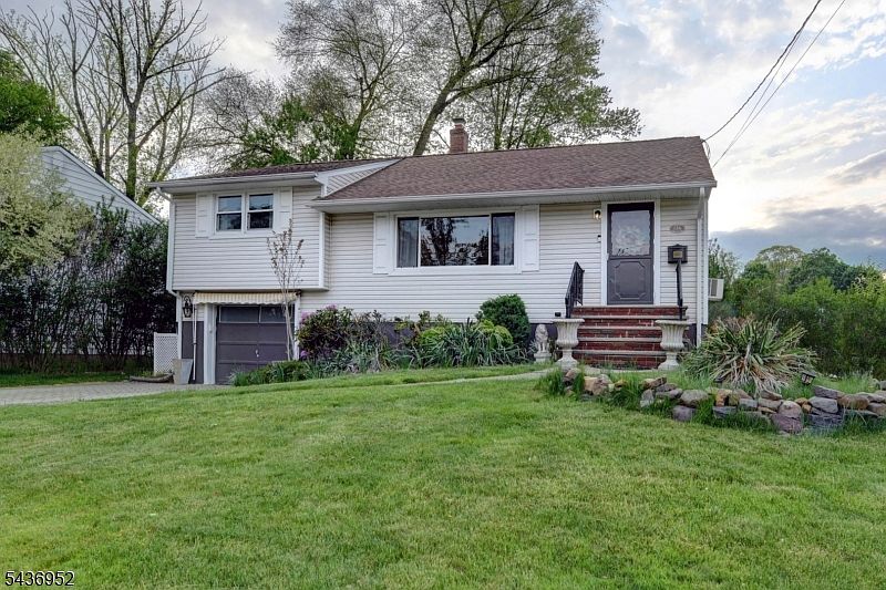 1st image of 156 Little Falls Rd