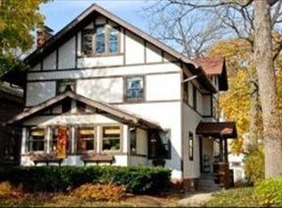 422 Laurel Ave, Wilmette, IL