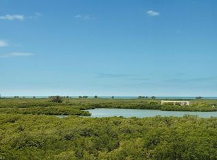445 Cove Tower Dr APT 902, Naples, FL 34110