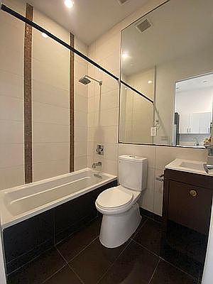 4th image of 829 Saint Johns Pl #1