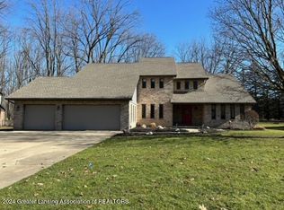 12688 Oneida Woods Trl, Grand Ledge, MI