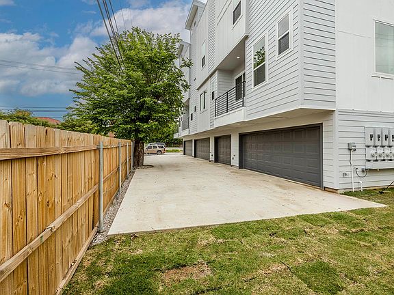 2nd image of 1004 Travis Ave #108