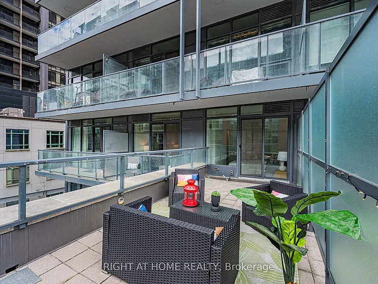 105 George St #312 — Photo 26
