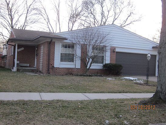 1st image of 30461 Brookview Dr