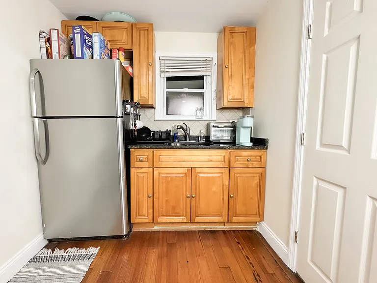 9 1/2 Murphy Ave #BACK HOUSE — Photo 2