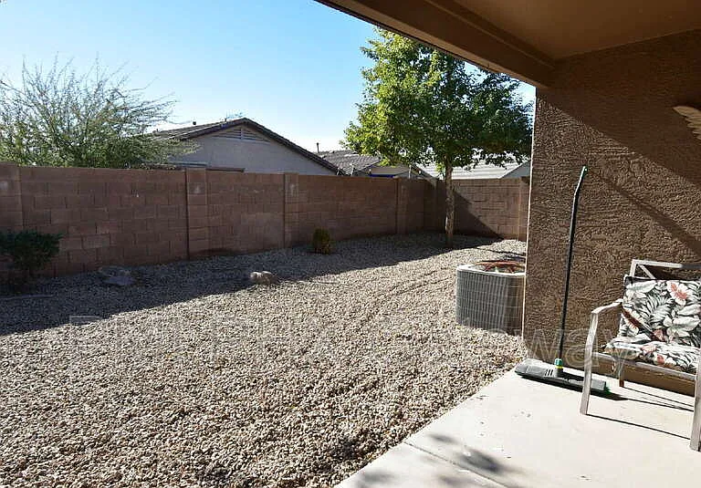 275 W Santa Gertrudis Trl — Photo 6
