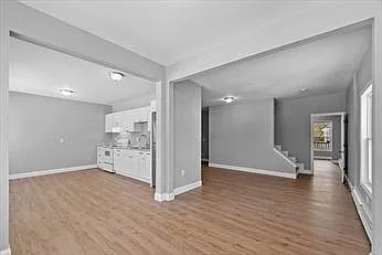 18 The Clearing St #1 — Photo 2