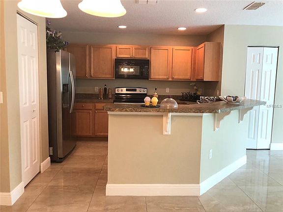 4th image of 2562 Hassonite St