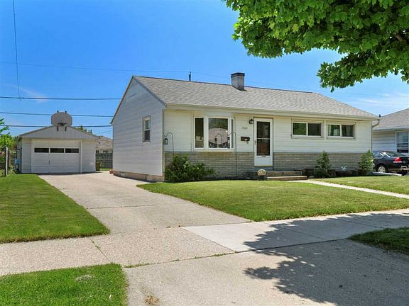 5th image of 3689 E Klieforth Ave