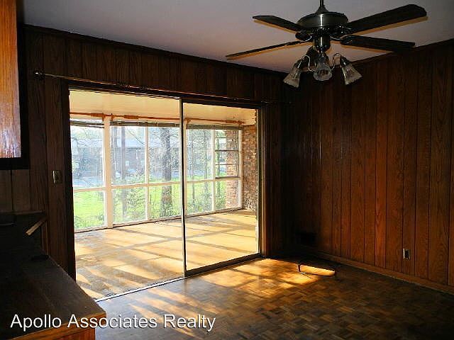 2nd image of 1809 Shepherd Cir SW