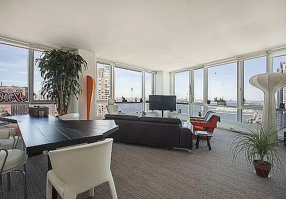 3rd image of 200 Chambers St APT 17C