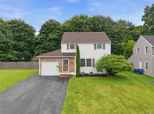108 Ormsby Dr, Syracuse, NY 13219