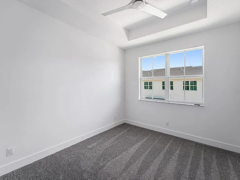 12546 Gross Pointe Dr — Photo 13