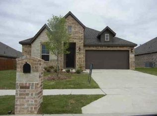 237 Buckskin Dr, Waxahachie, TX 75167