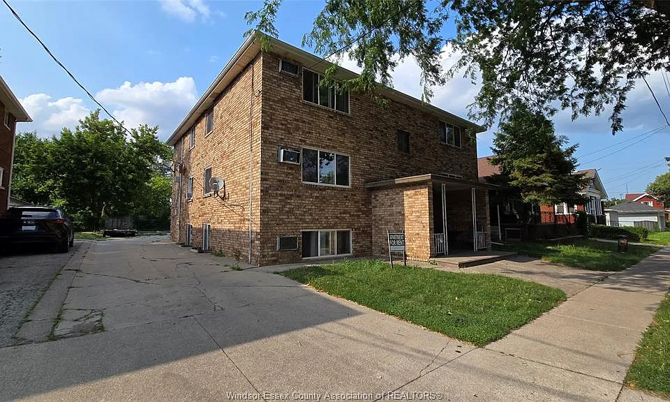 3254 Millen St #5