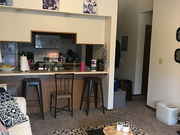 4th image of 1556 S 1st Ave APT 2