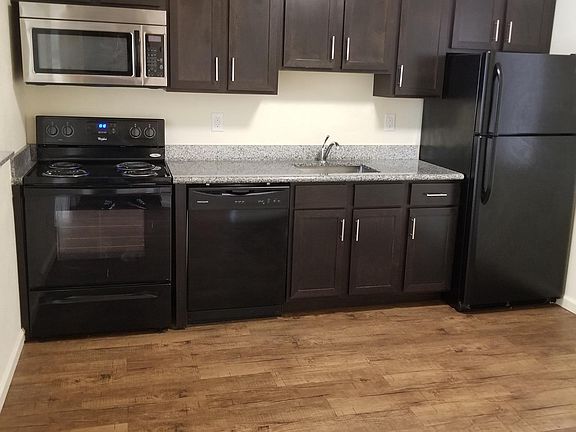 Eat in Kitchen