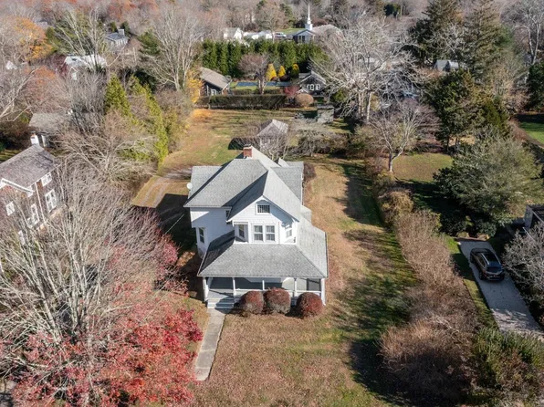 119 Lumber Ln, Bridgehampton, NY 11963