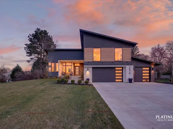 6879 Vista De Oro Dr, Rockford, MI 49341