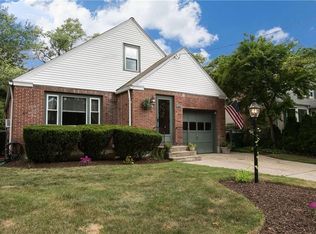 31 Todd St, Warwick, RI 02888