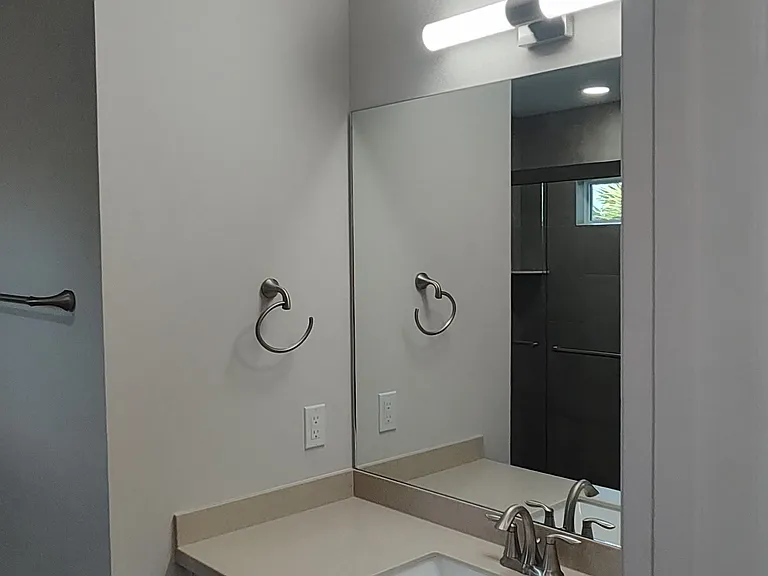 991 Waters Edge Dr — Photo 26