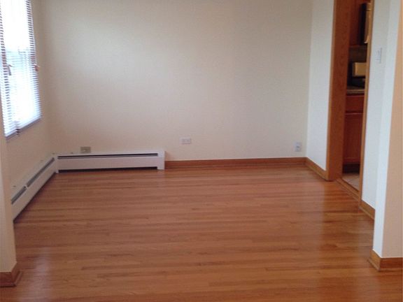 3rd image of 3519 N Central Ave #P-1