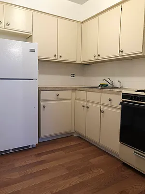 Rented by Irene Mihalios, LREB | media 8