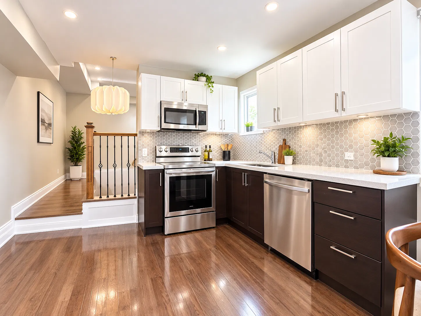 Upper - 322 Dovercourt Road Toronto Ontario M6J 3E3 — Photo 2