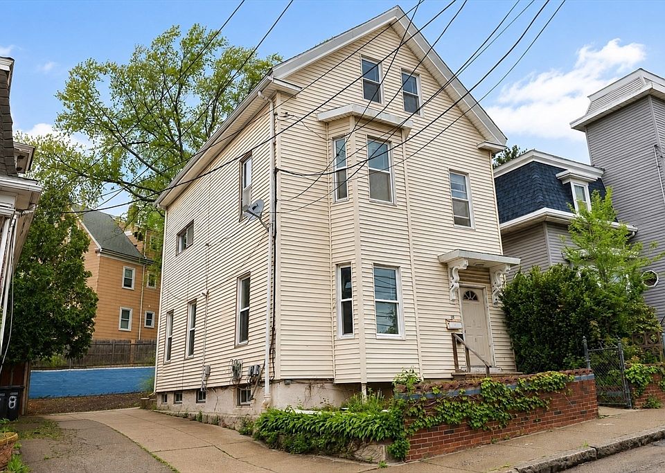 1st image of 18 Crescent St