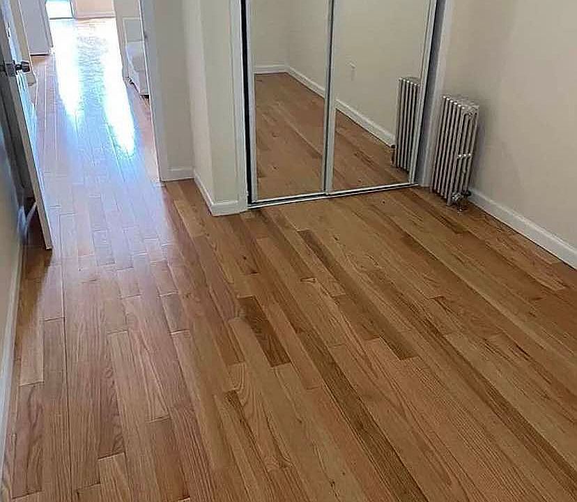1st image of 98 Eagle St #3