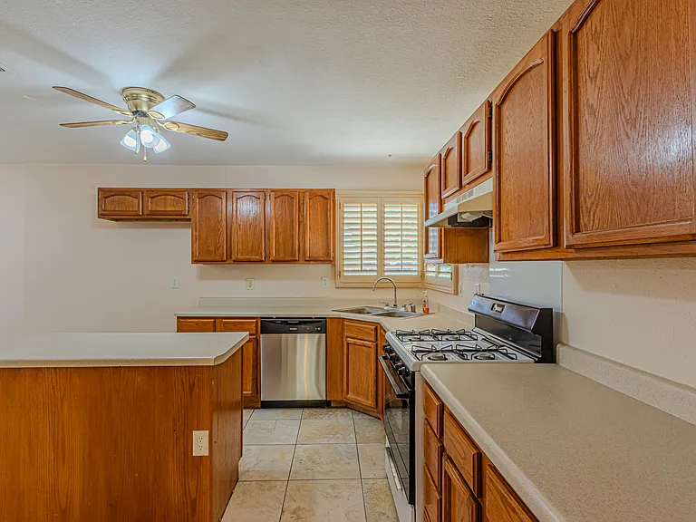 712 Laramie River Ave — Photo 7