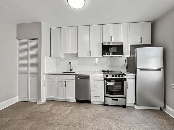 5th image of 132 W State St APT C