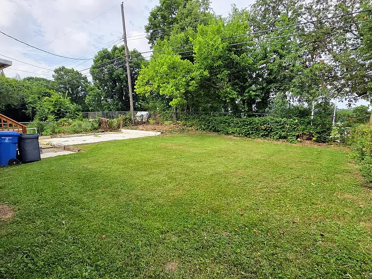 1021 Saint Martins Ave — Photo 14