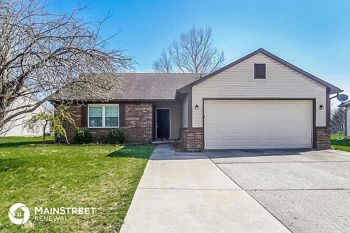 1st image of 12131 Pebblebrooke Ct
