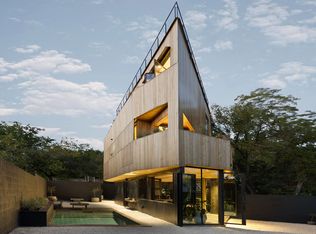 2302 E 11th St, Austin, TX 78702