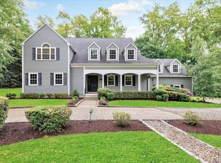 6 Cavray Rd, Norwalk, CT 06855