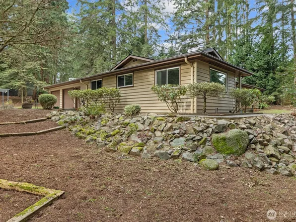 39811 226th Avenue SE, Enumclaw, WA 98022