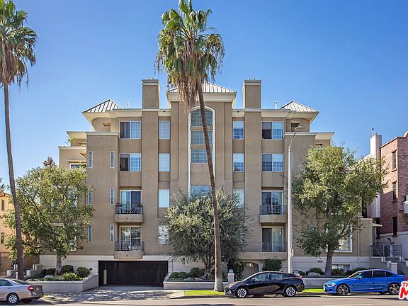 2nd image of 2349 S Beverly Glen Blvd Unit 303
