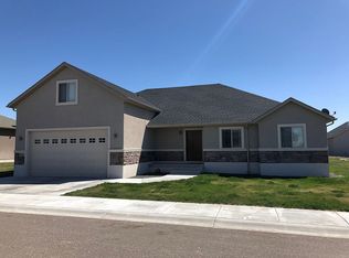 695 Lochsa Loop, Heyburn, ID 83336