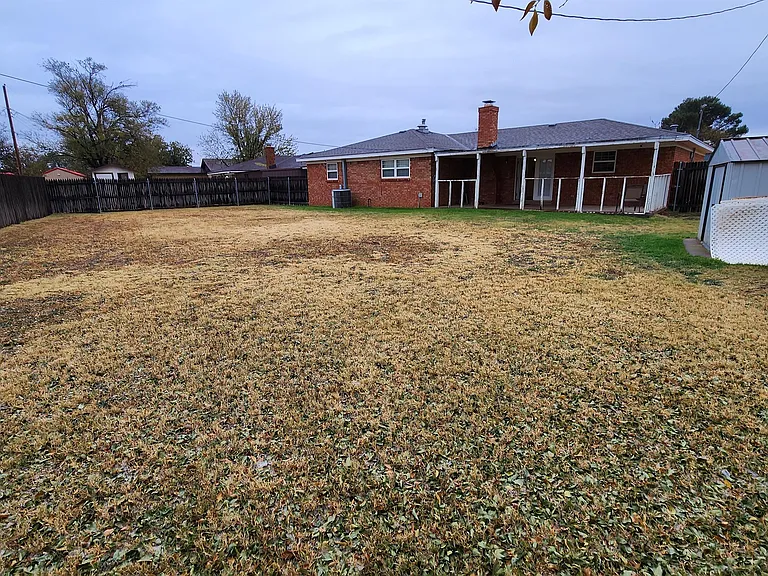 128 Cooper Ct — Photo 38
