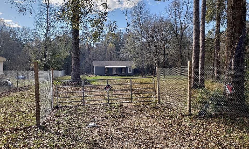 1st image of 16380 Live Oak Square Dr