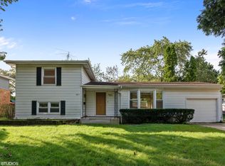 1413 Dartmouth Ln #1413, Deerfield, IL 60015